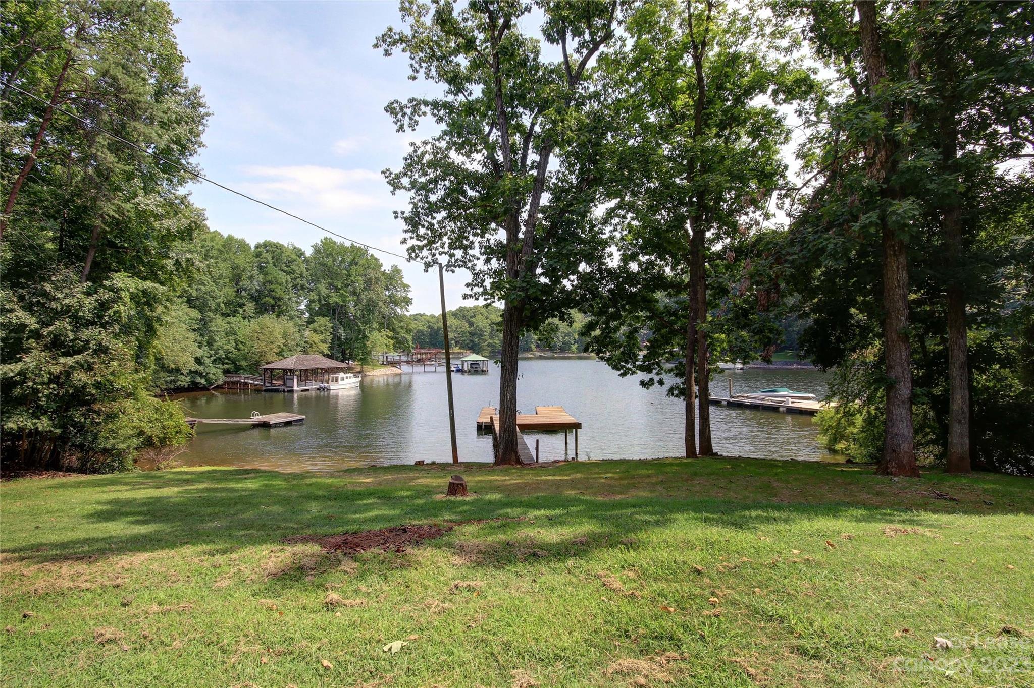 166 Lakeview Shores Loop Property Photo 5