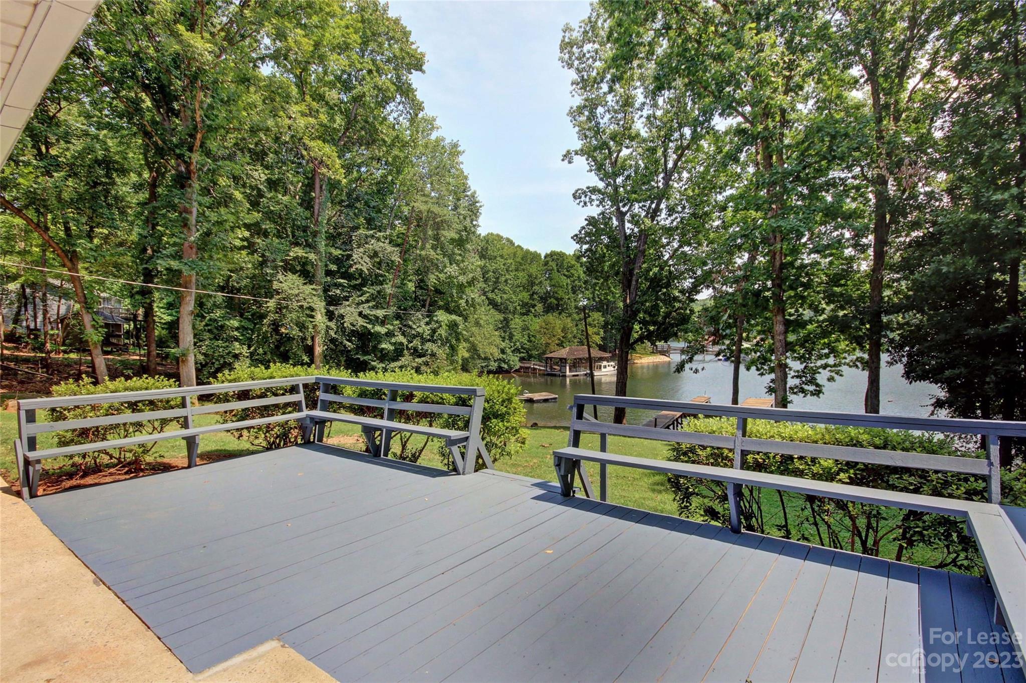 166 Lakeview Shores Loop Property Photo 22