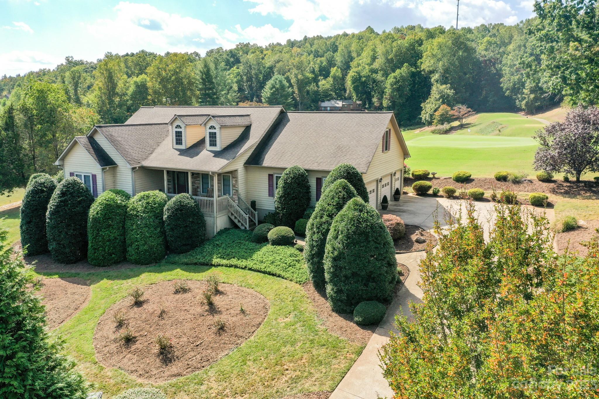 184 Knoll Court Property Photo 1