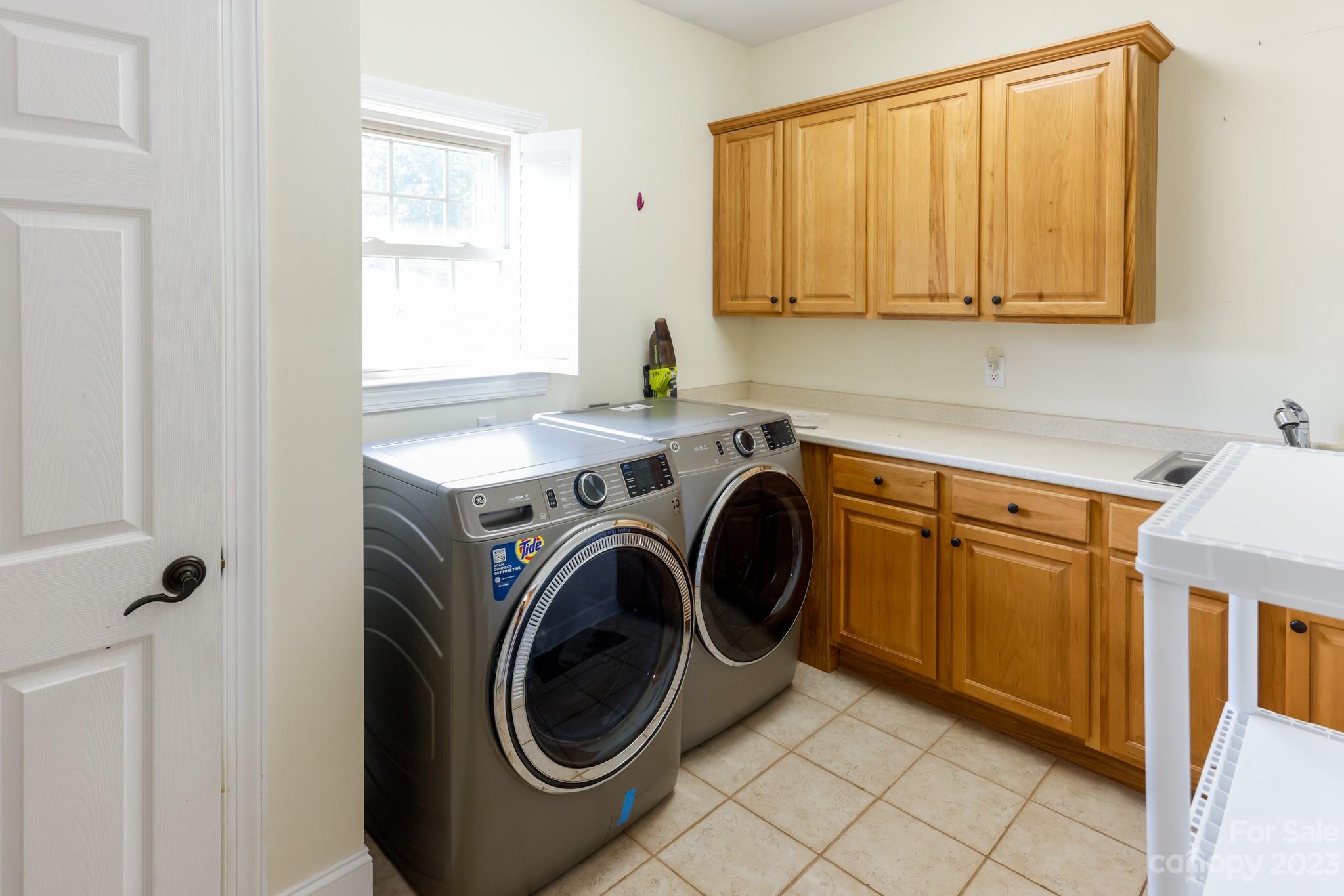 184 Knoll Court Property Photo 16
