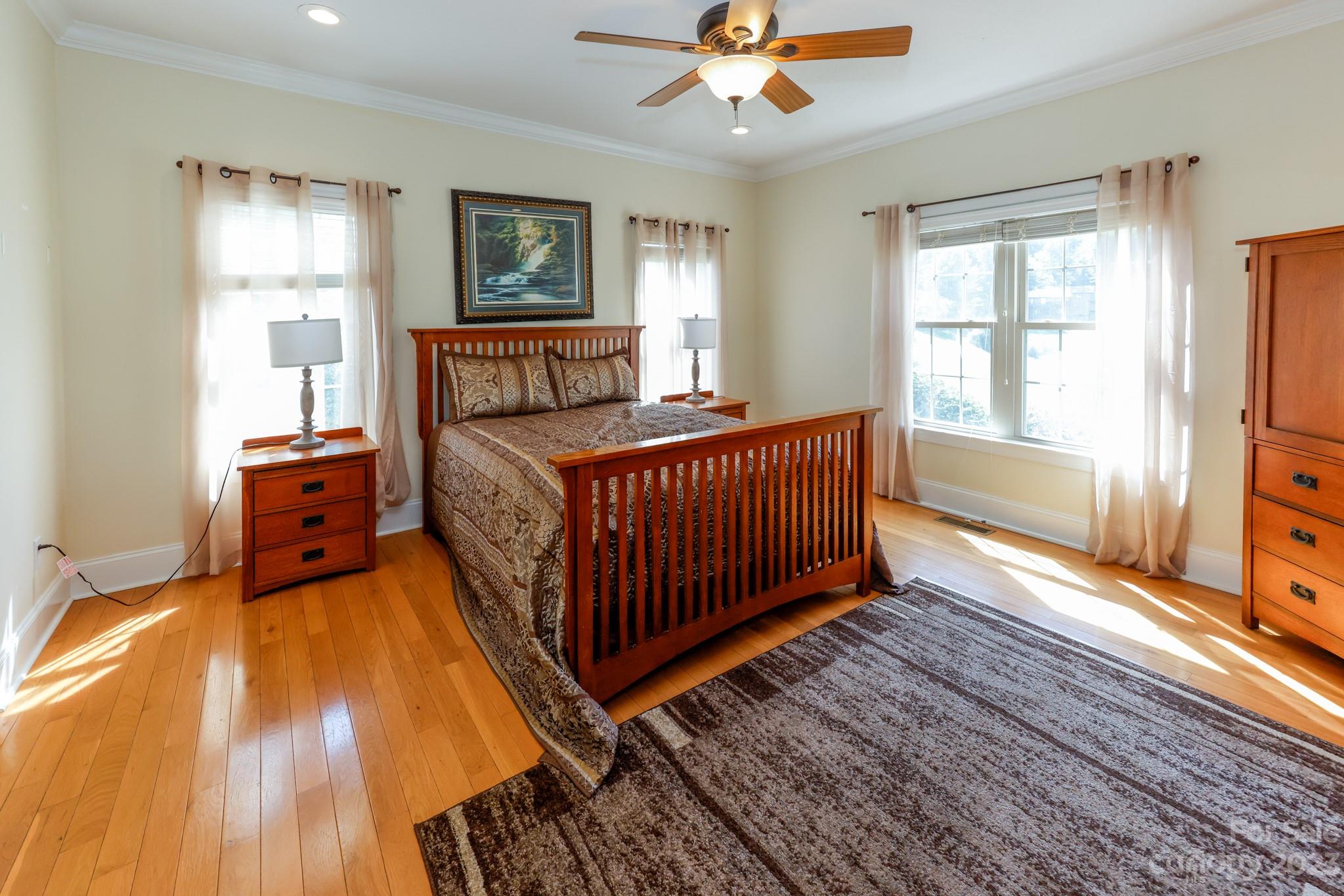 184 Knoll Court Property Photo 18