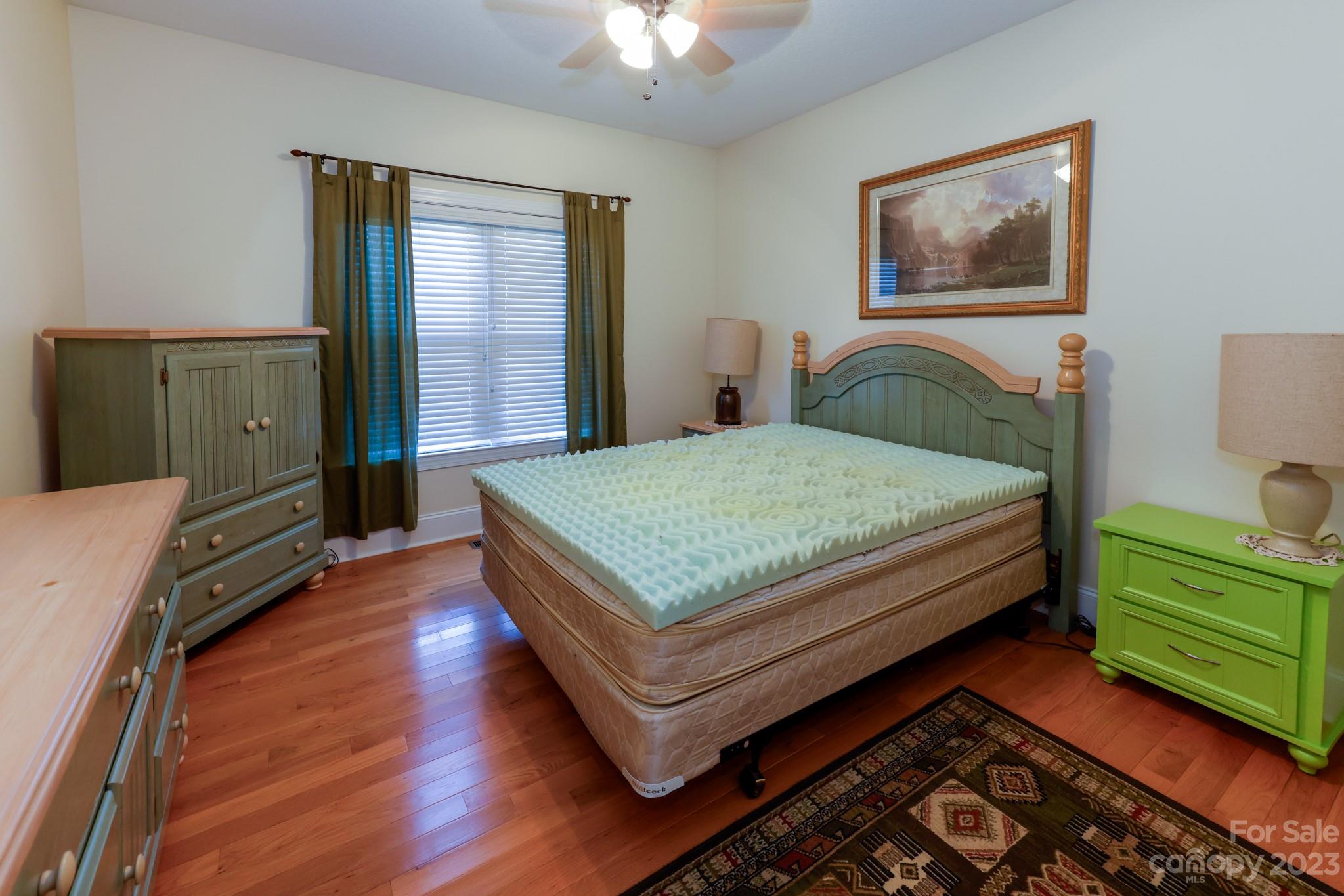 184 Knoll Court Property Photo 21