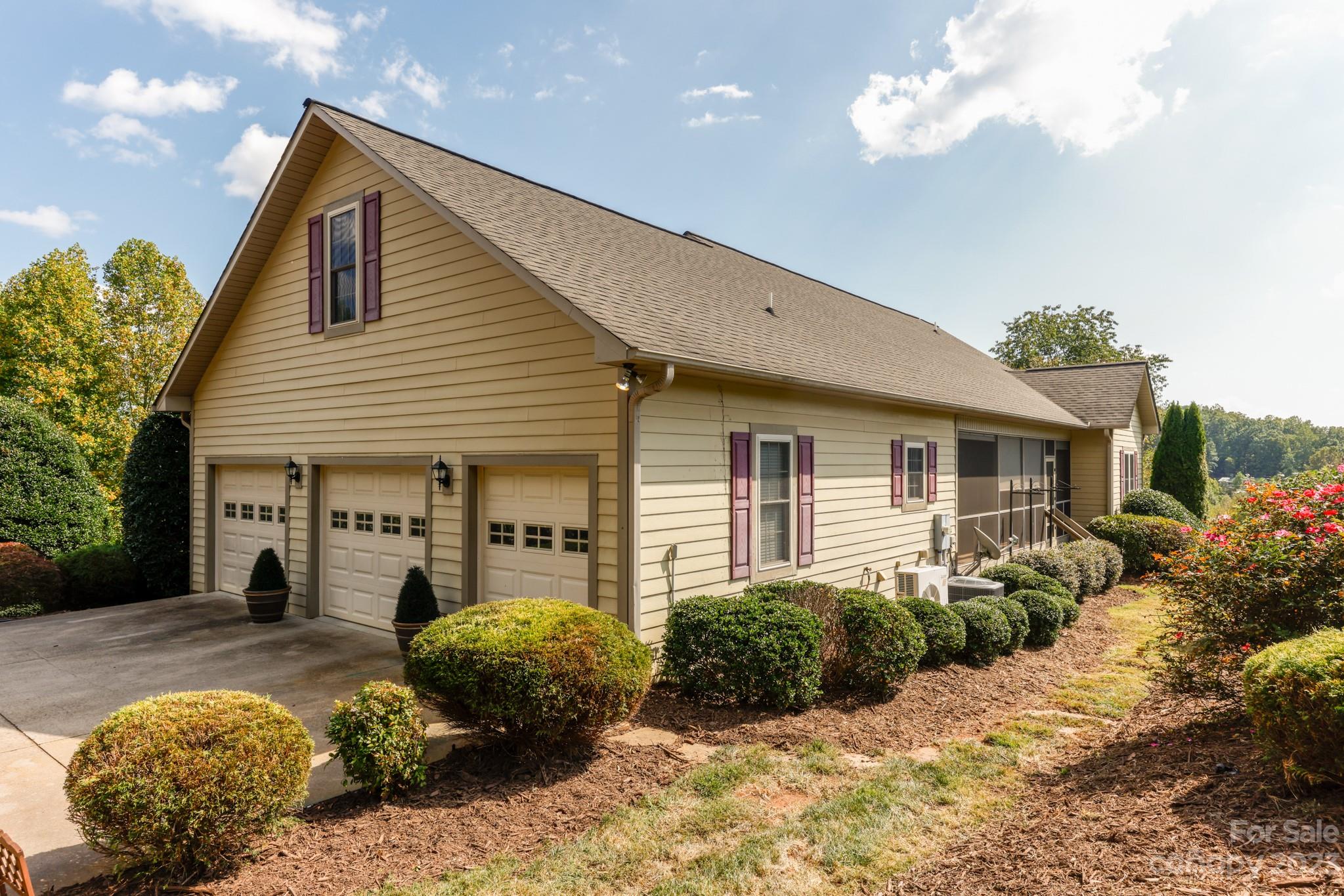 184 Knoll Court Property Photo 31