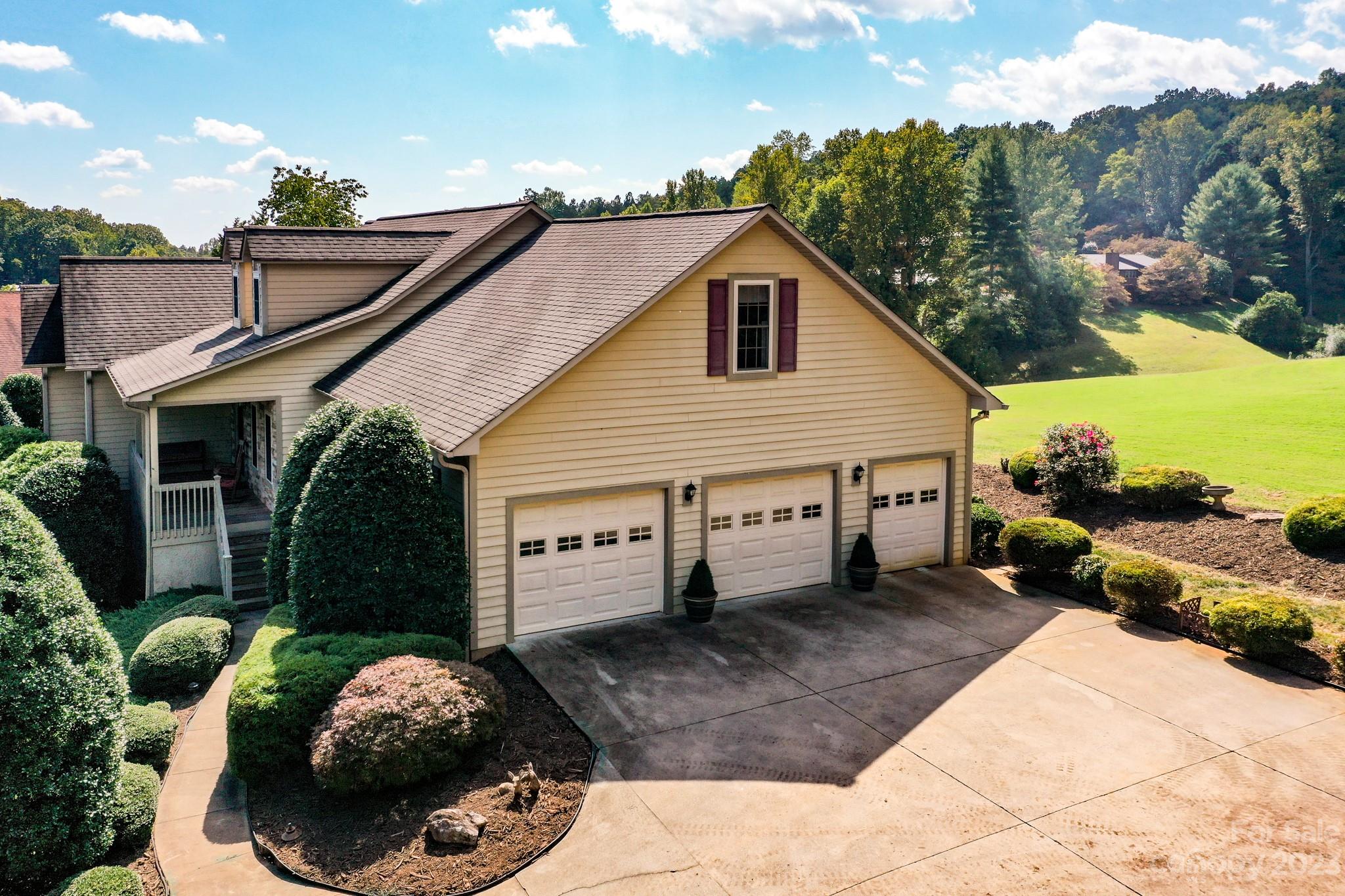 184 Knoll Court Property Photo 34