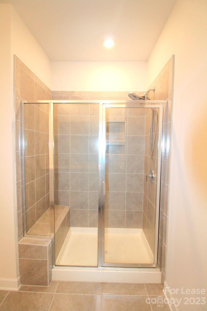 9010 Pennegrove Circle Property Photo 11