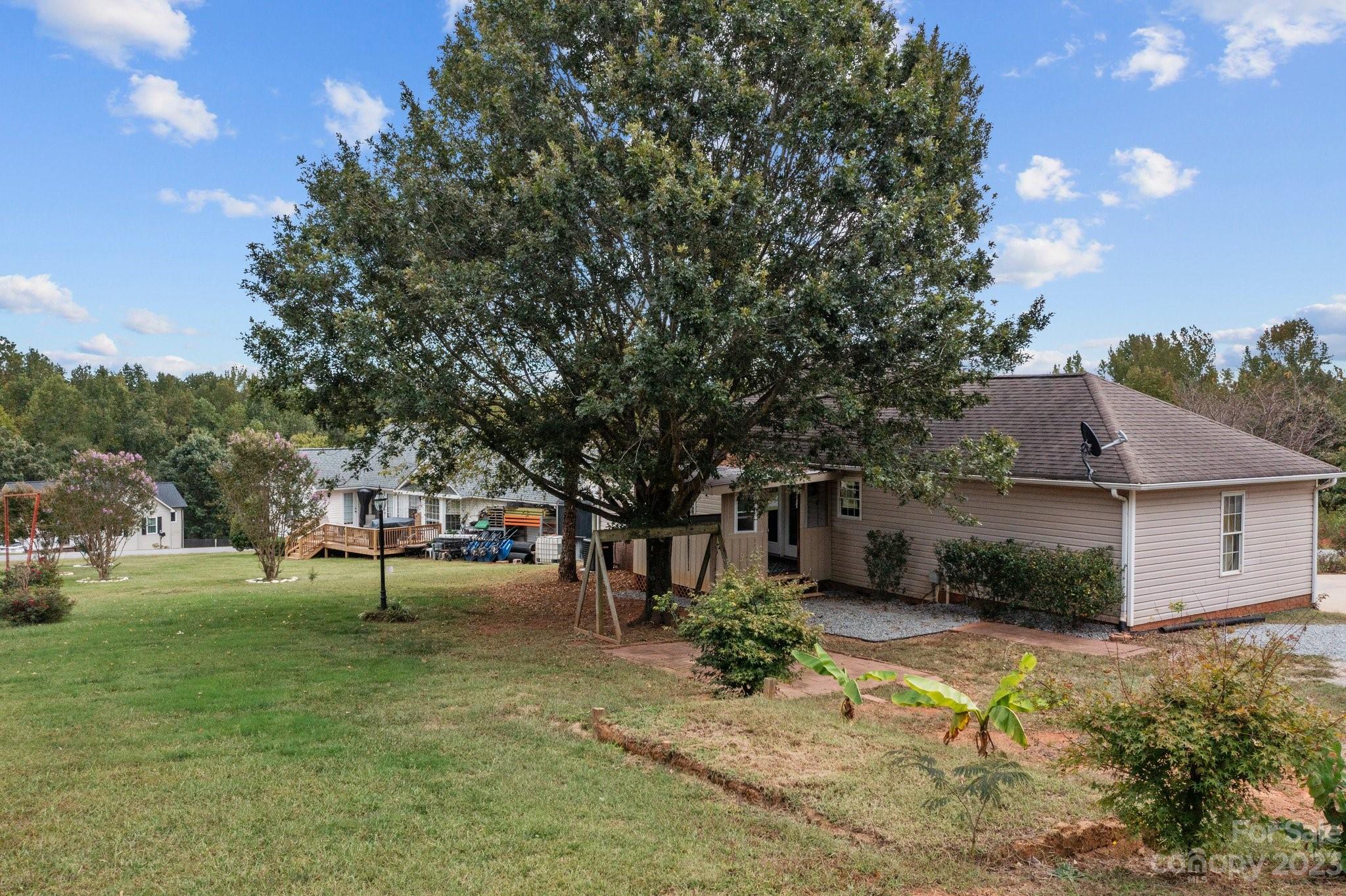 3858 Ashland Drive Property Photo 6