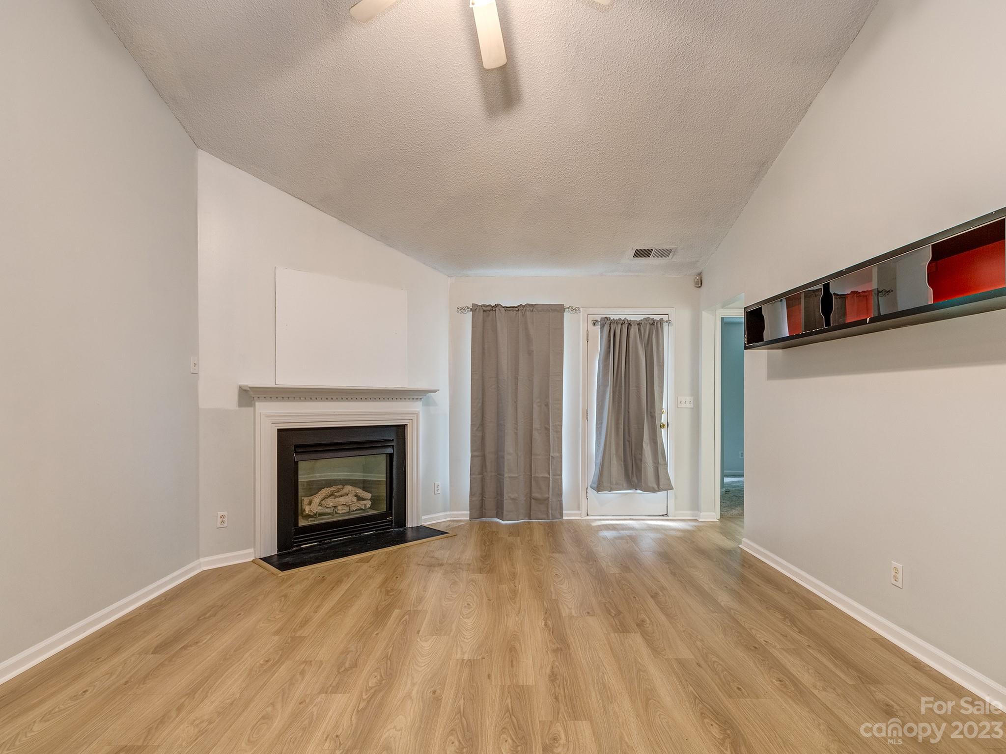 8328 Highlander Court Property Photo 6