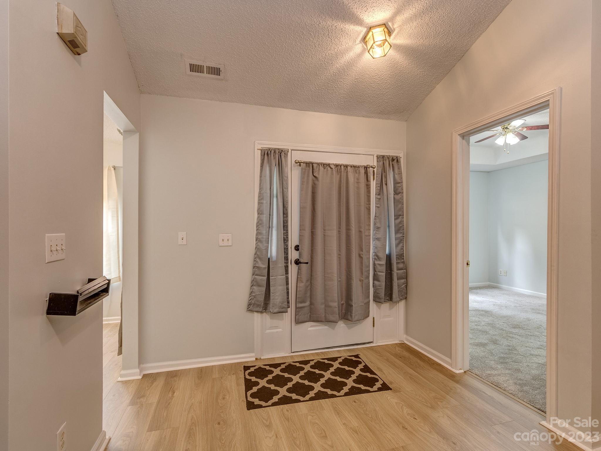 8328 Highlander Court Property Photo 10