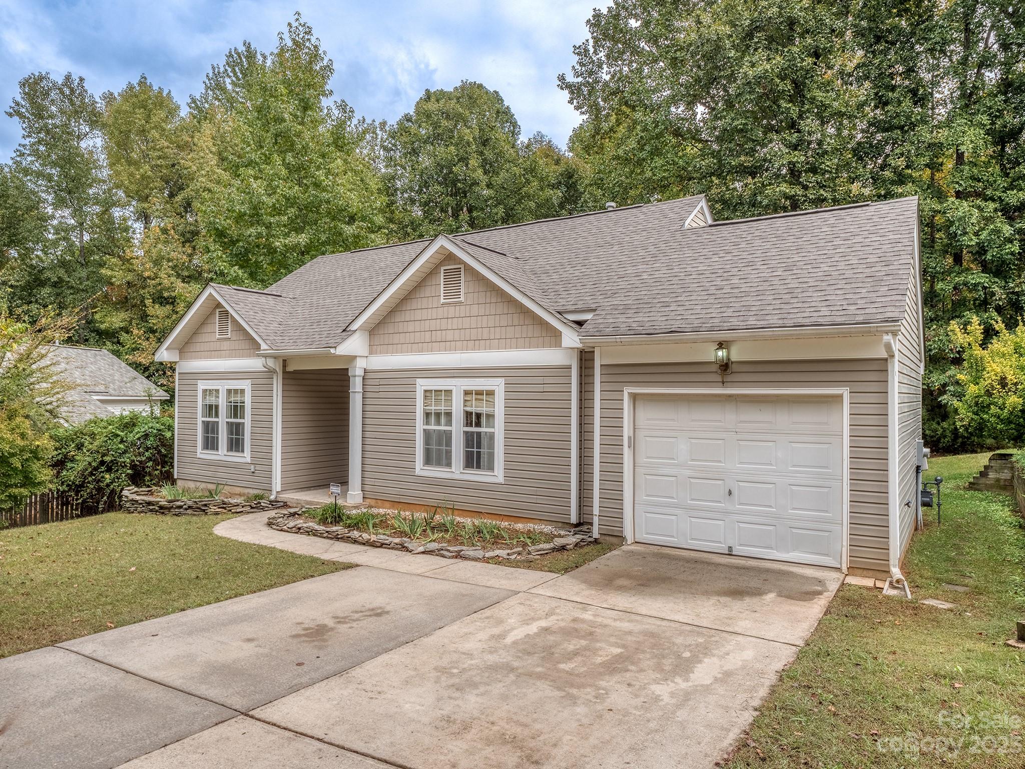 8328 Highlander Court Property Photo 23