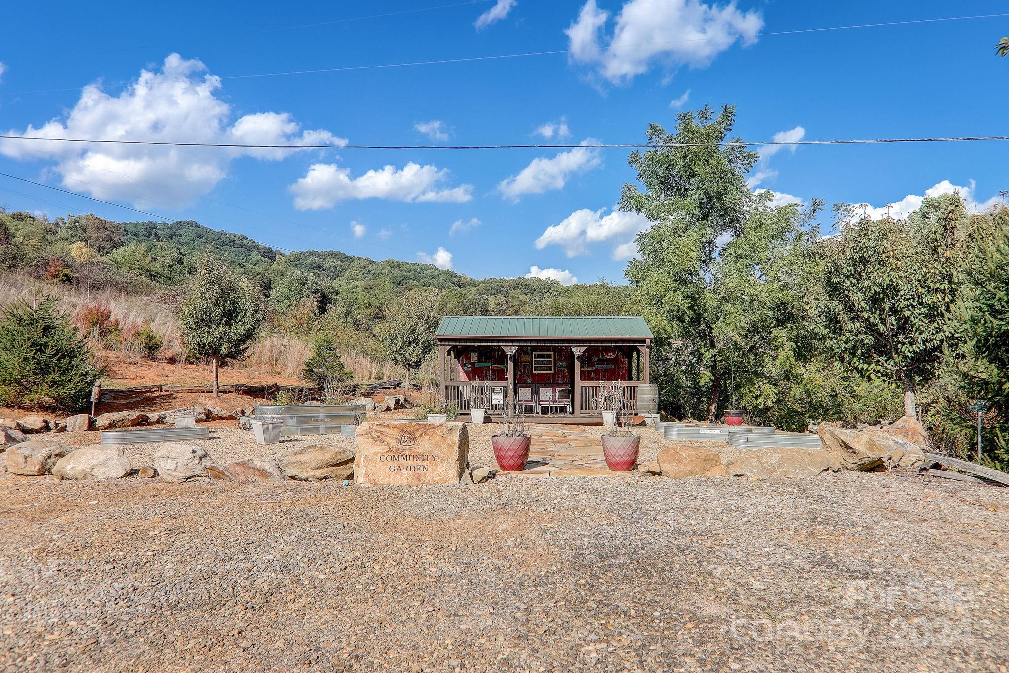 000 High Rock View Drive 32 Property Photo 16