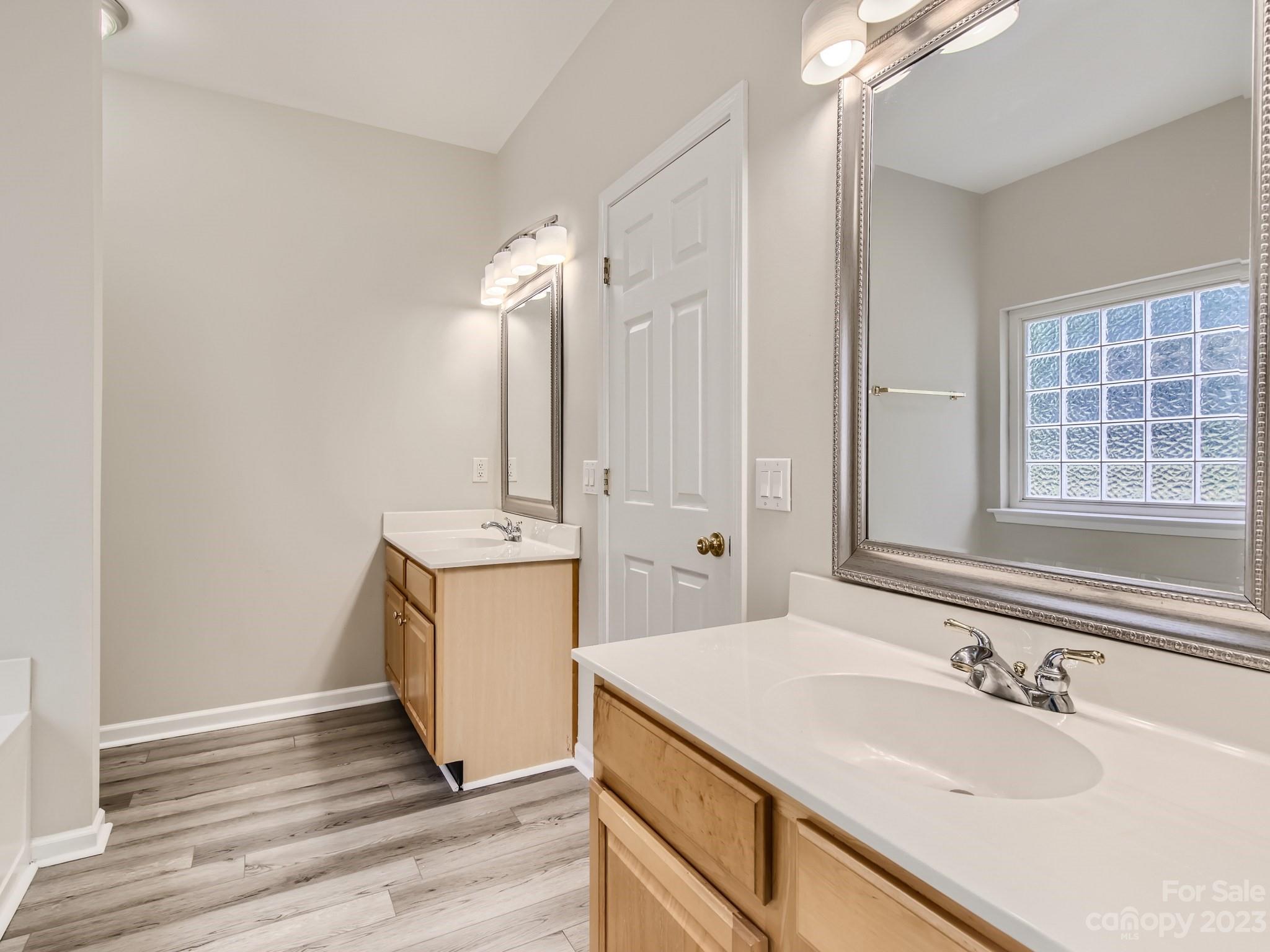 6805 Sweetfield Drive Property Photo 16