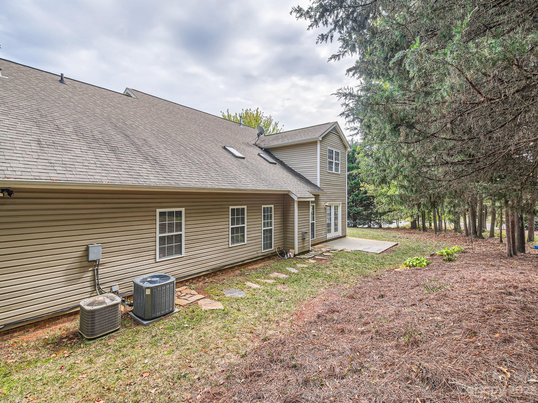 6805 Sweetfield Drive Property Photo 26
