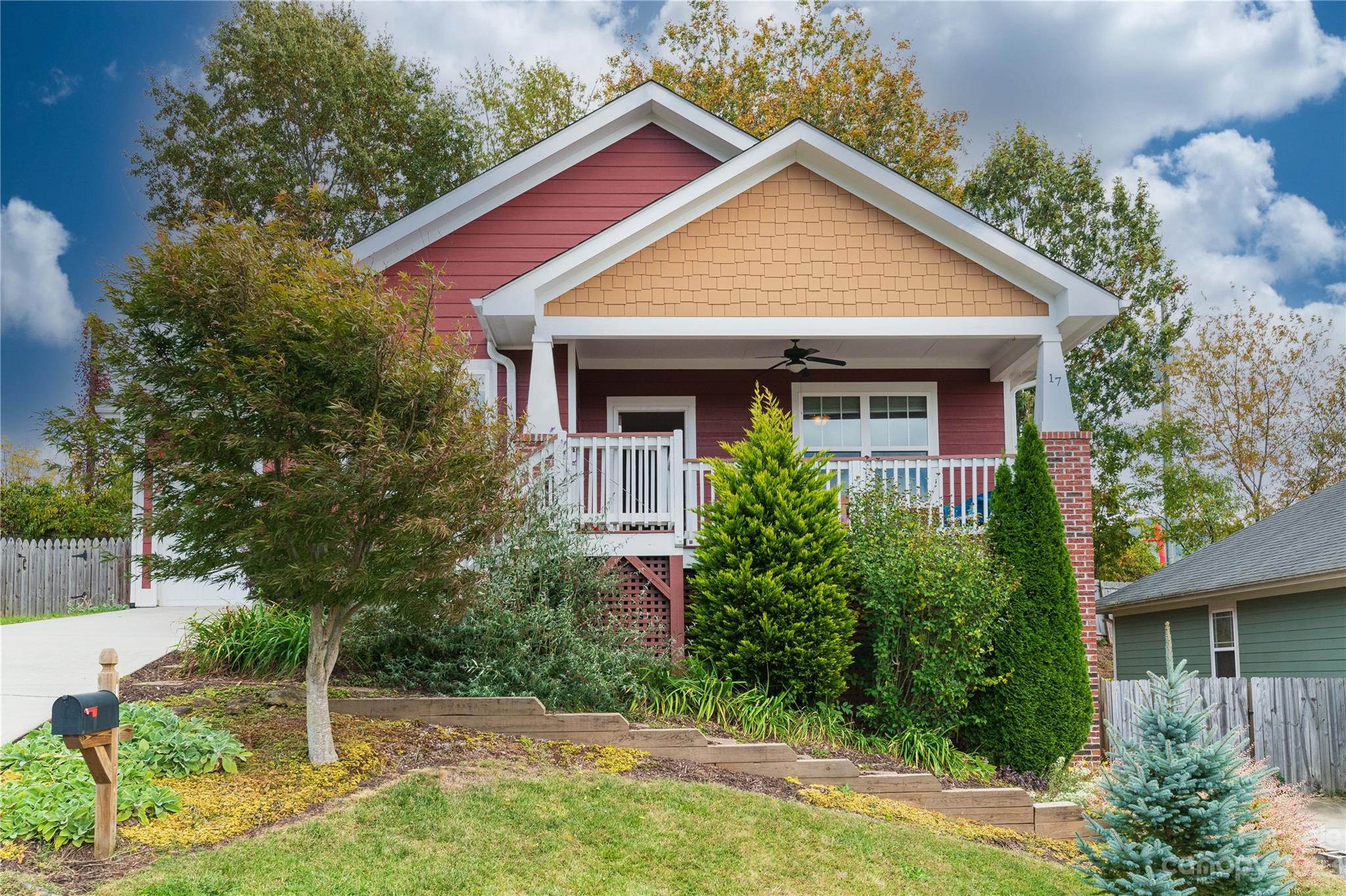 17 Byrdcliffe Lane Property Photo 3
