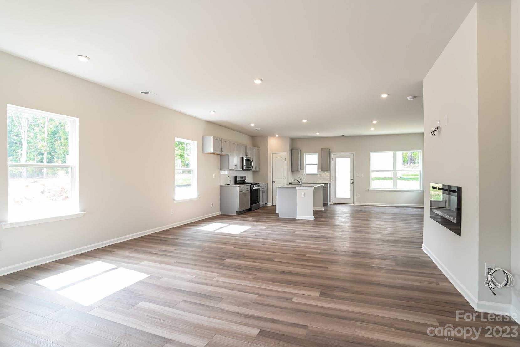9142 Ramsford Court Property Photo 6