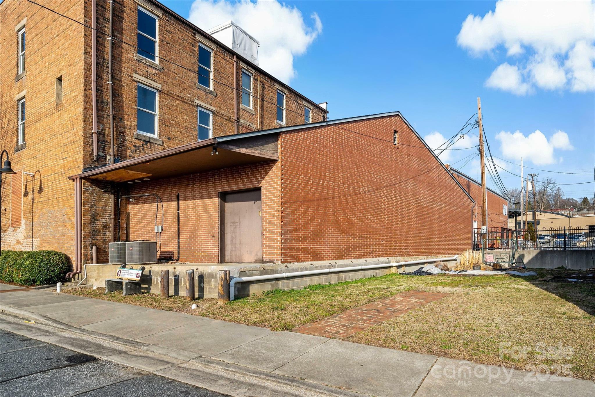 45 Depot Street Property Photo 6