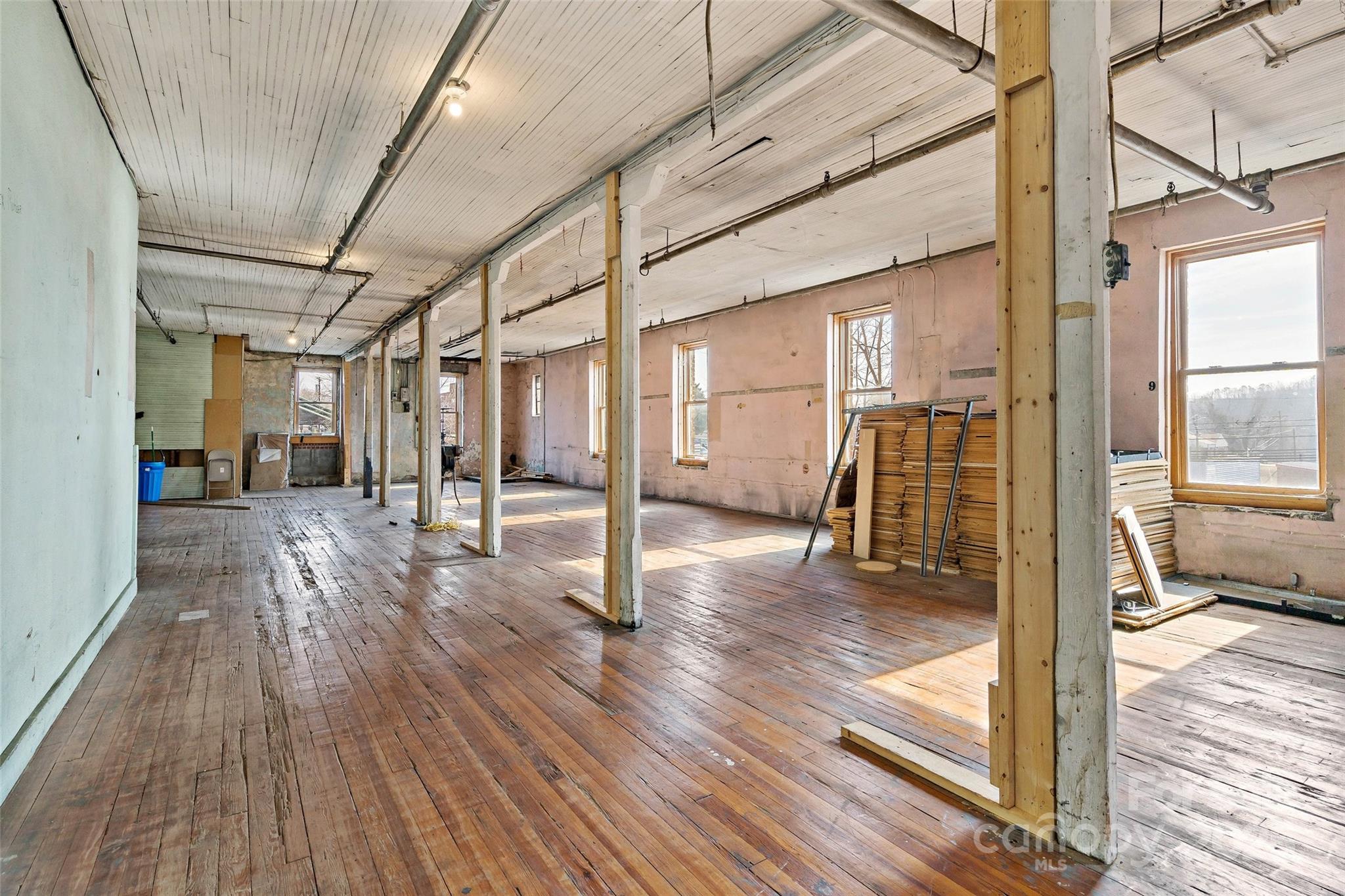 45 Depot Street Property Photo 19