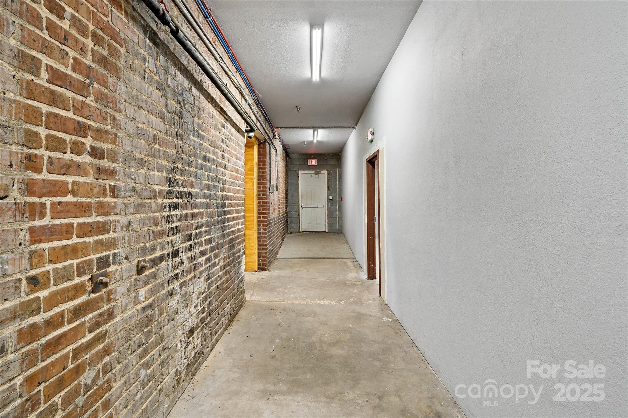 45 Depot Street Property Photo 25