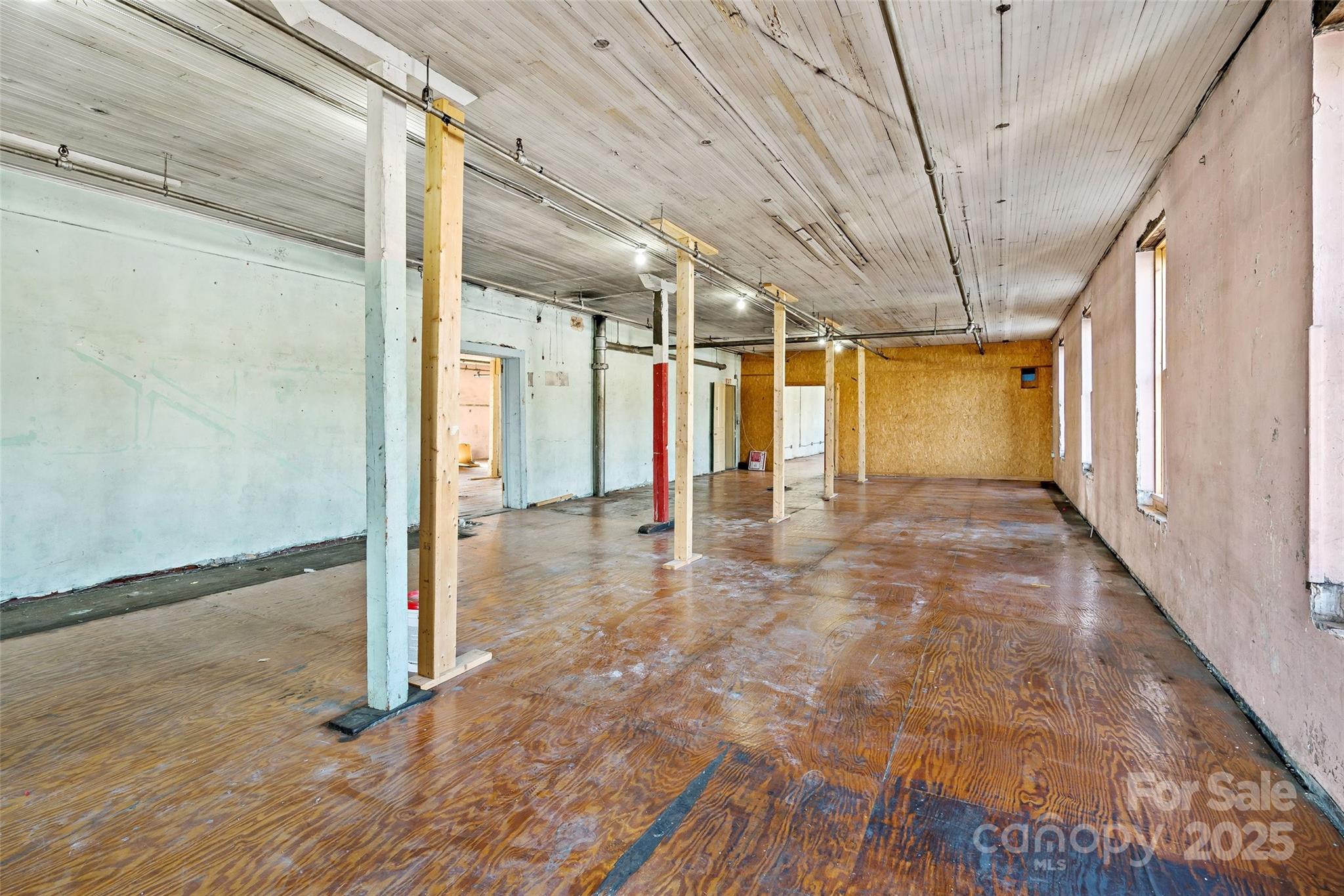 45 Depot Street Property Photo 33