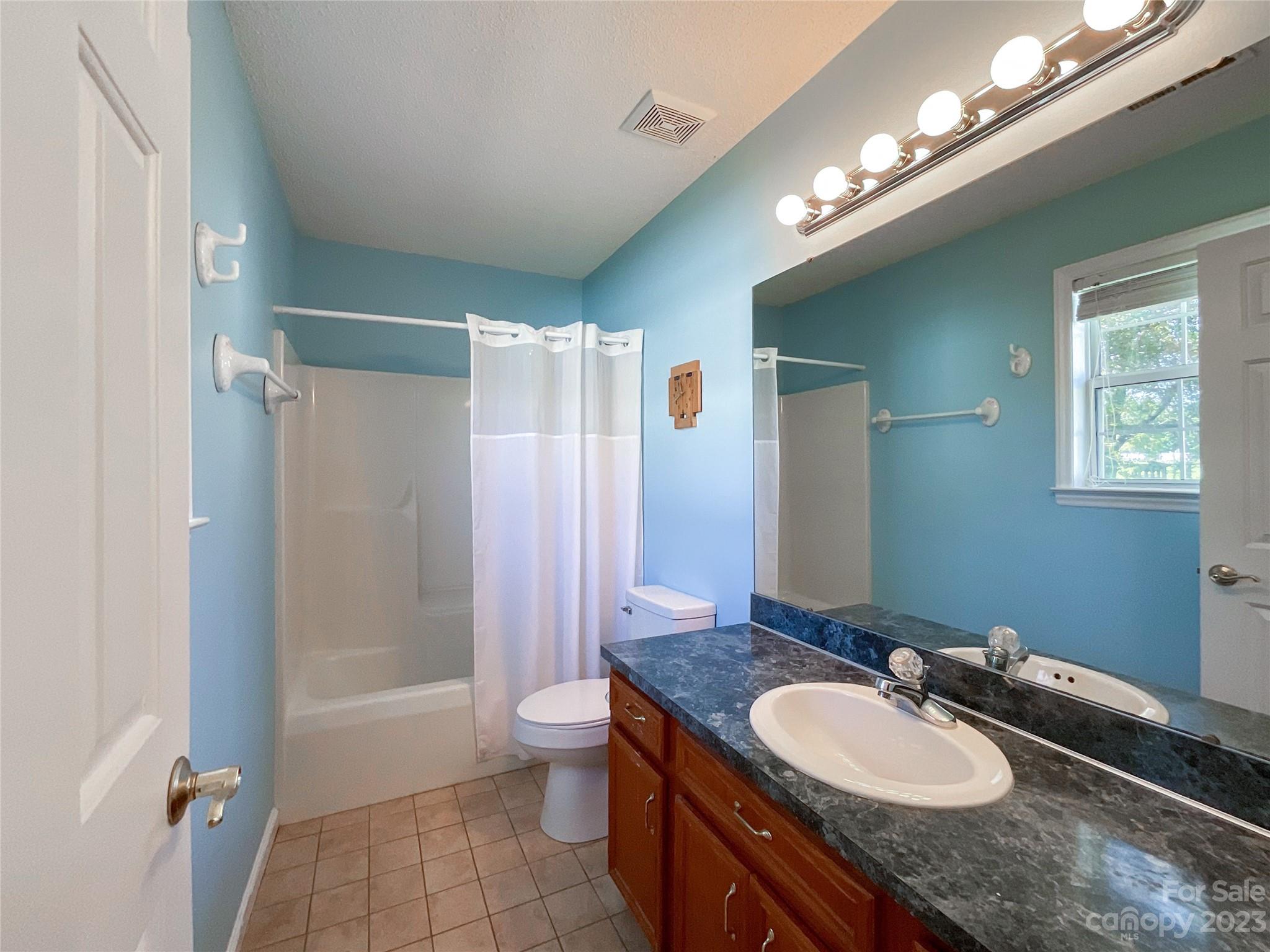 402 Cottonwood Circle Property Photo 19