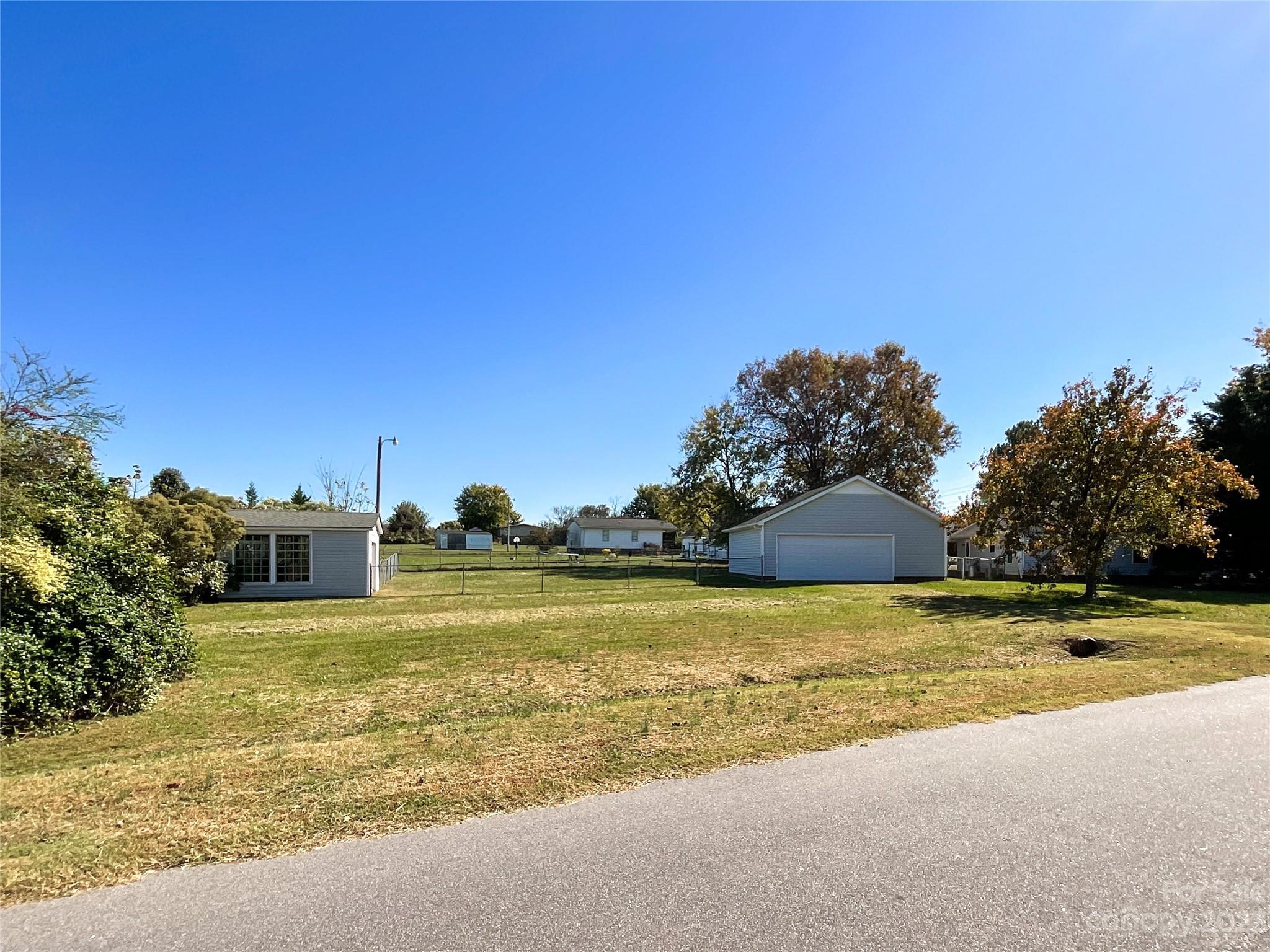 402 Cottonwood Circle Property Photo 29