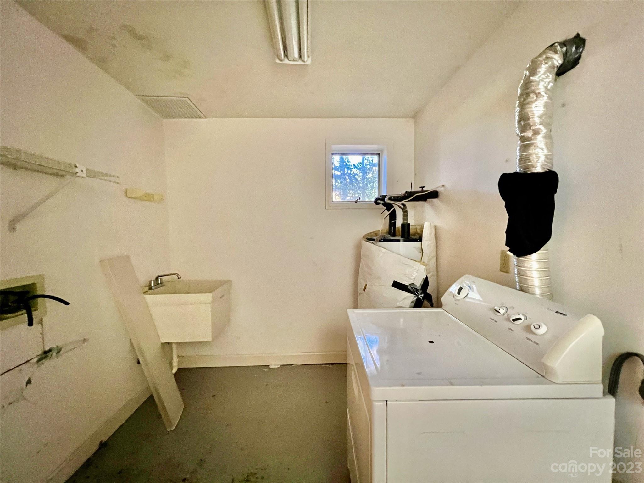 163 Dalonigei Court Property Photo 17