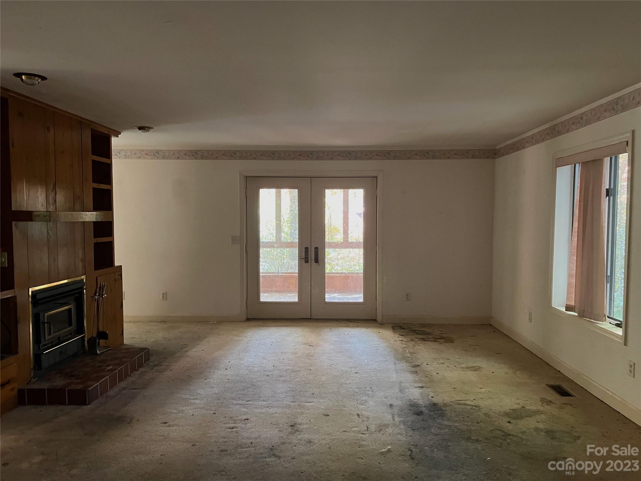 163 Dalonigei Court Property Photo 31