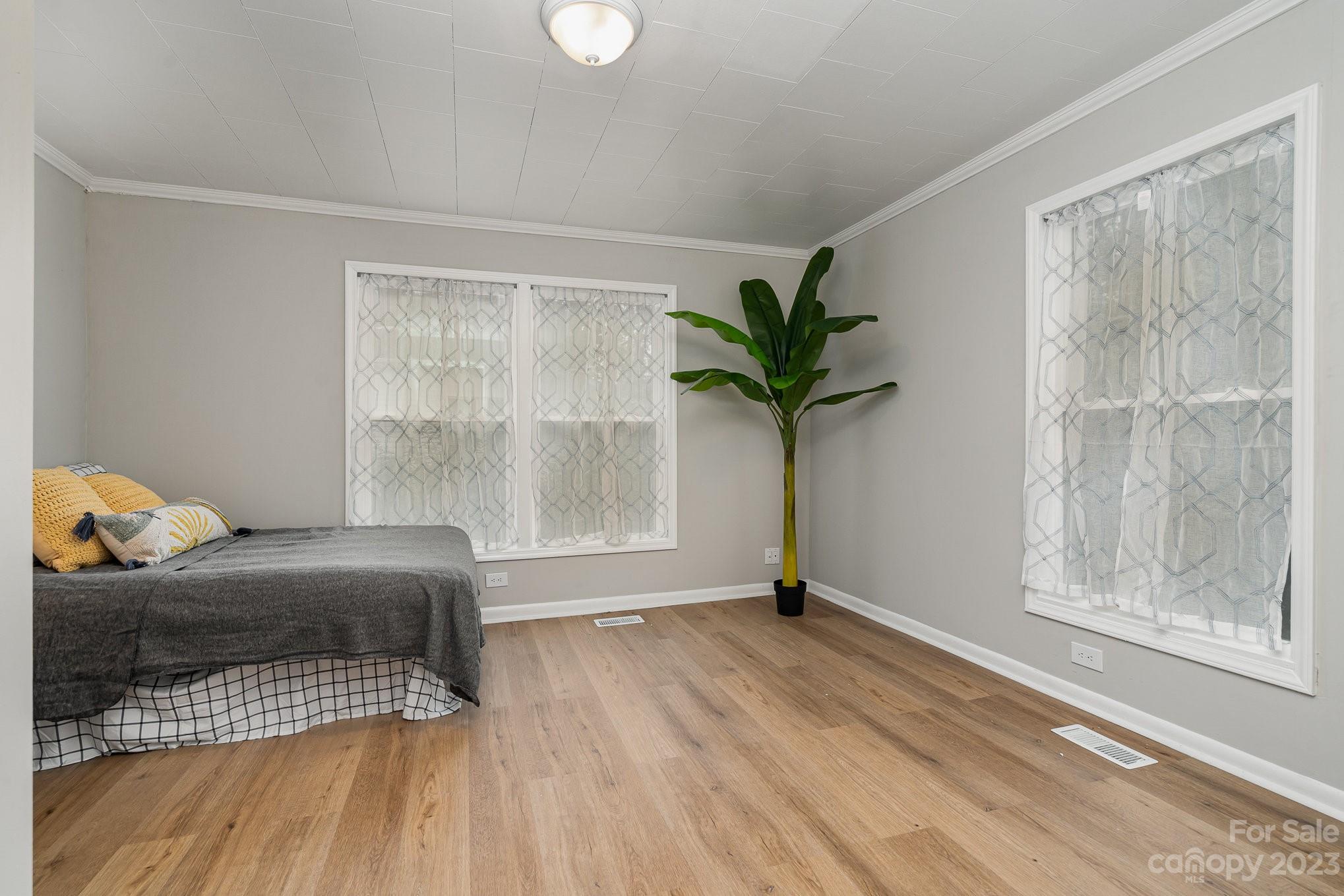 403 Doster Avenue Property Photo 11