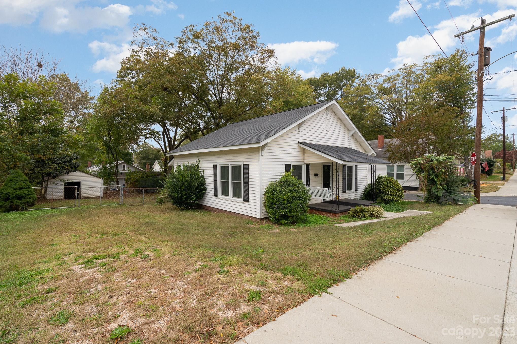 403 Doster Avenue Property Photo 17
