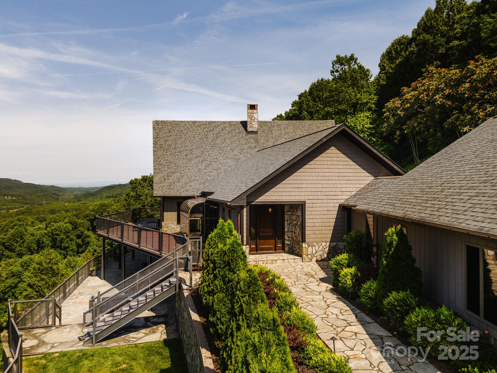 9259 Statesville Road Property Photo 8