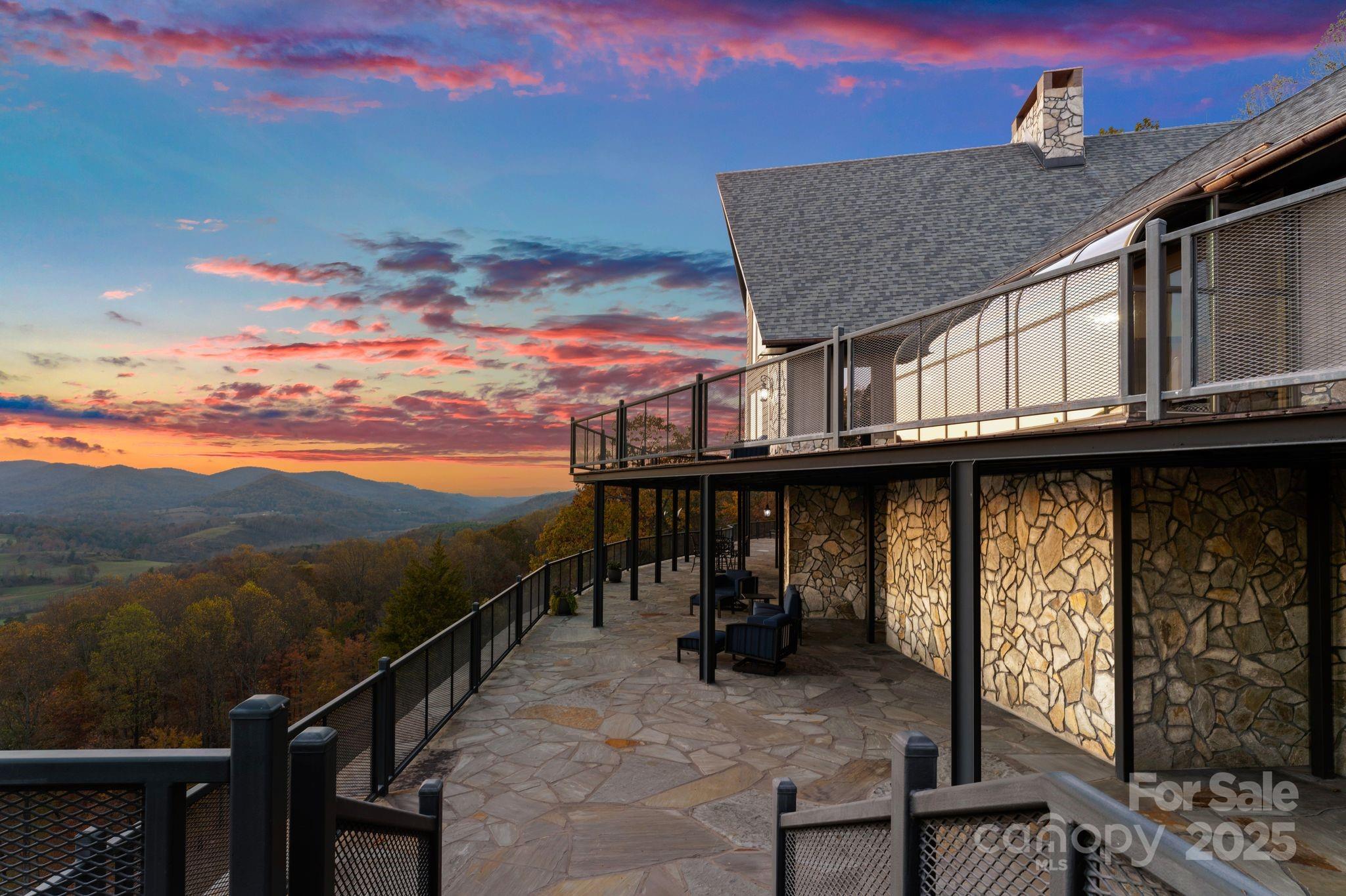 9259 Statesville Road Property Photo 11