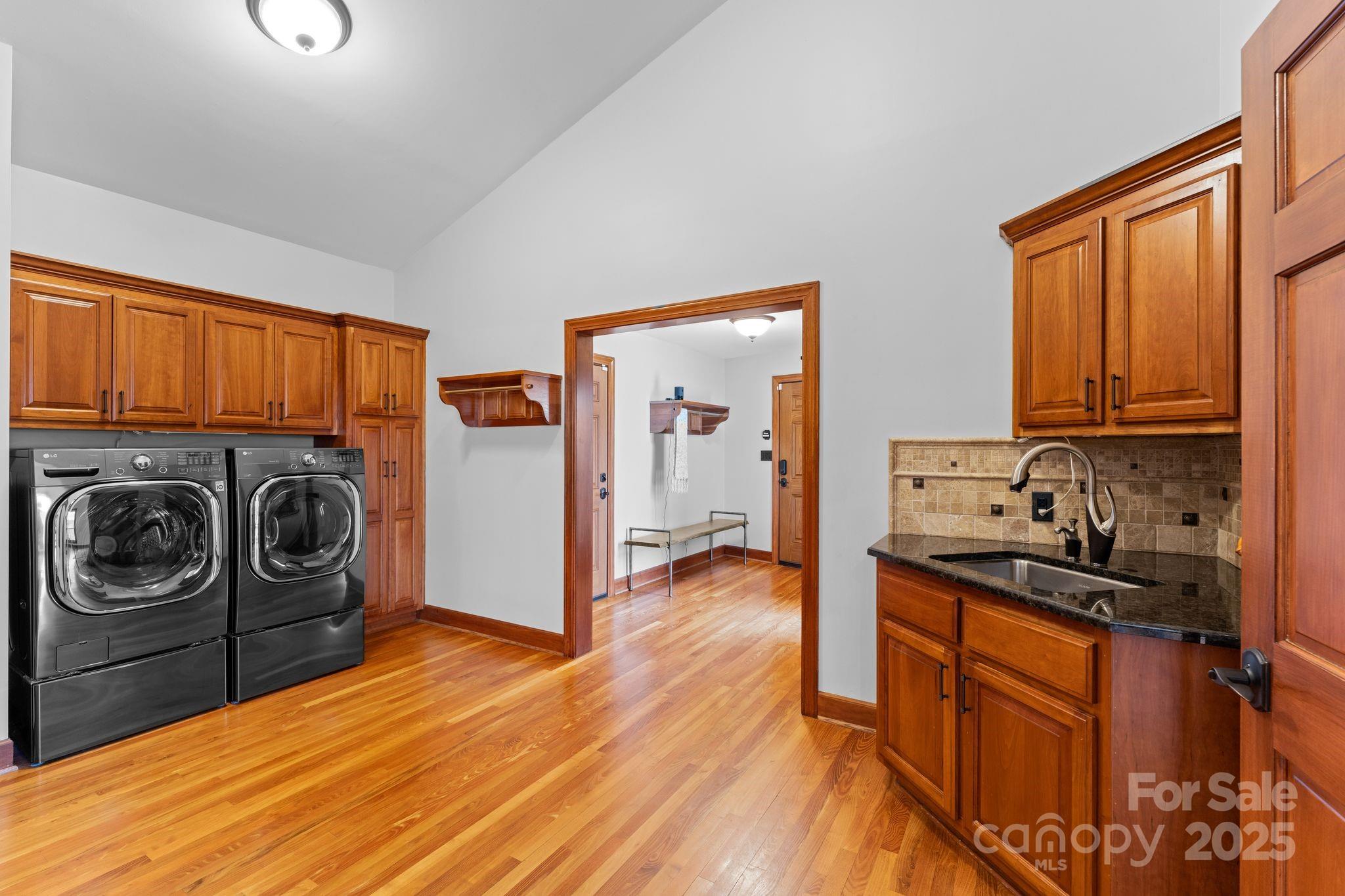 9259 Statesville Road Property Photo 30