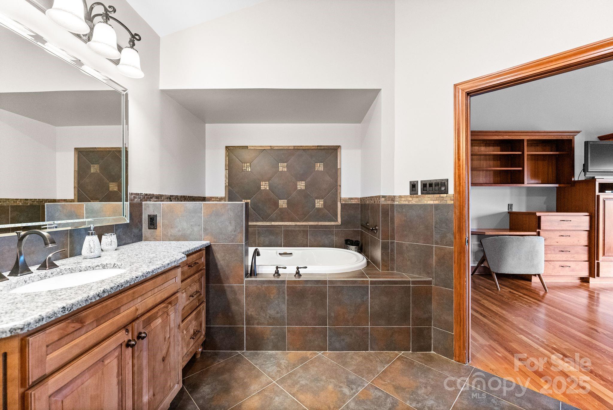 9259 Statesville Road Property Photo 38