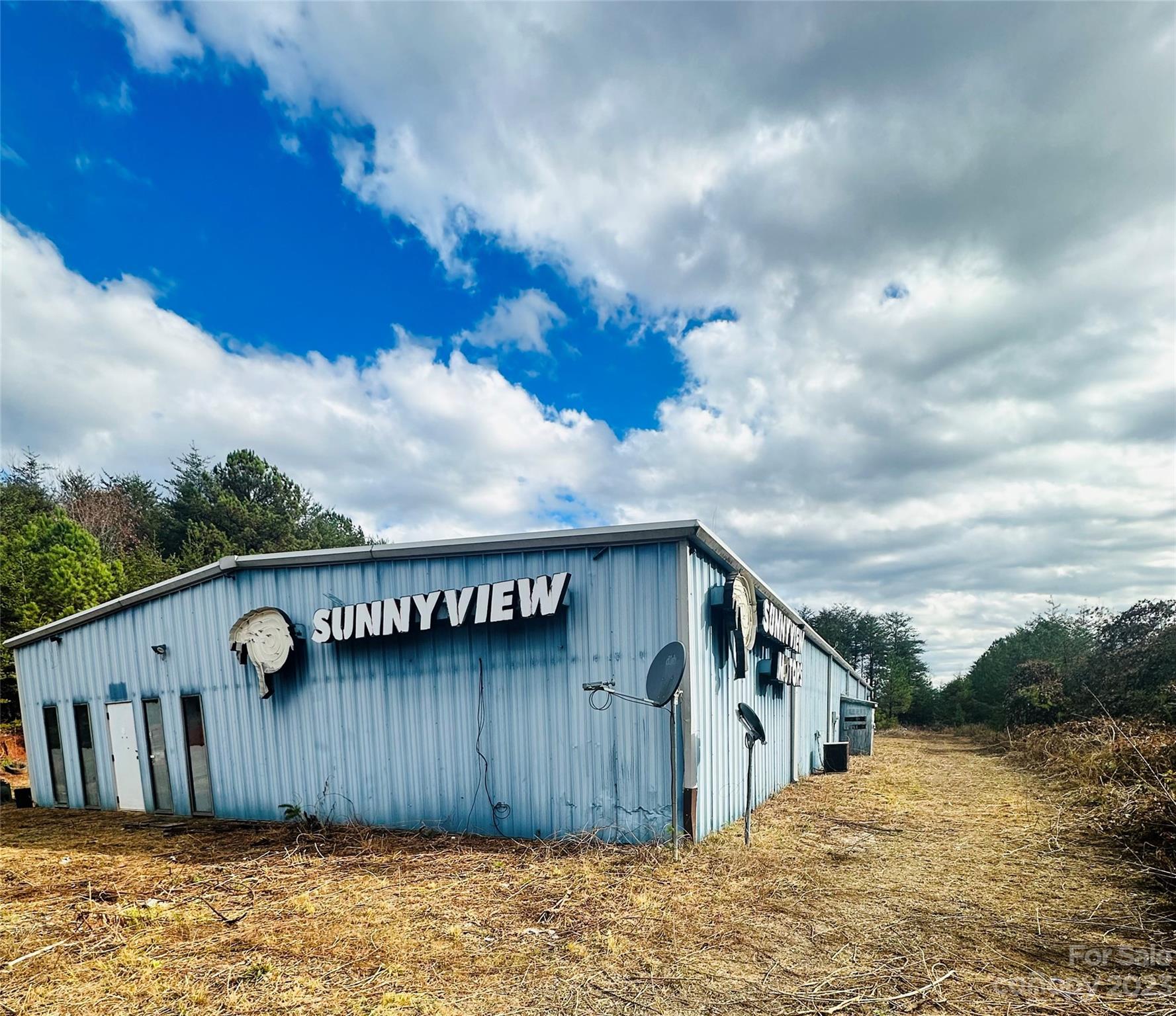 352 Sunnyview Drive Property Photo 4