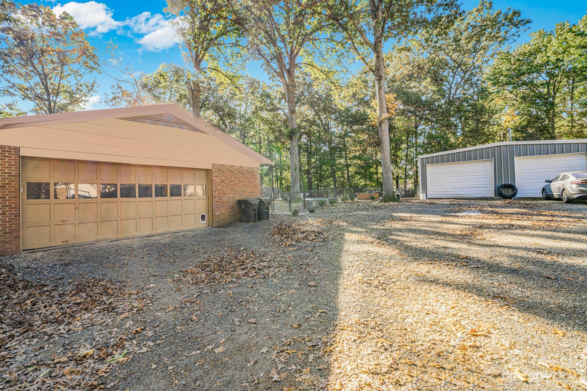 2907 Northwood Drive Property Photo 5