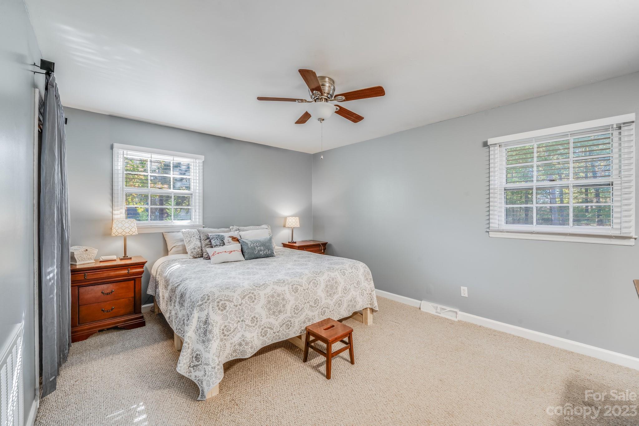 2907 Northwood Drive Property Photo 14
