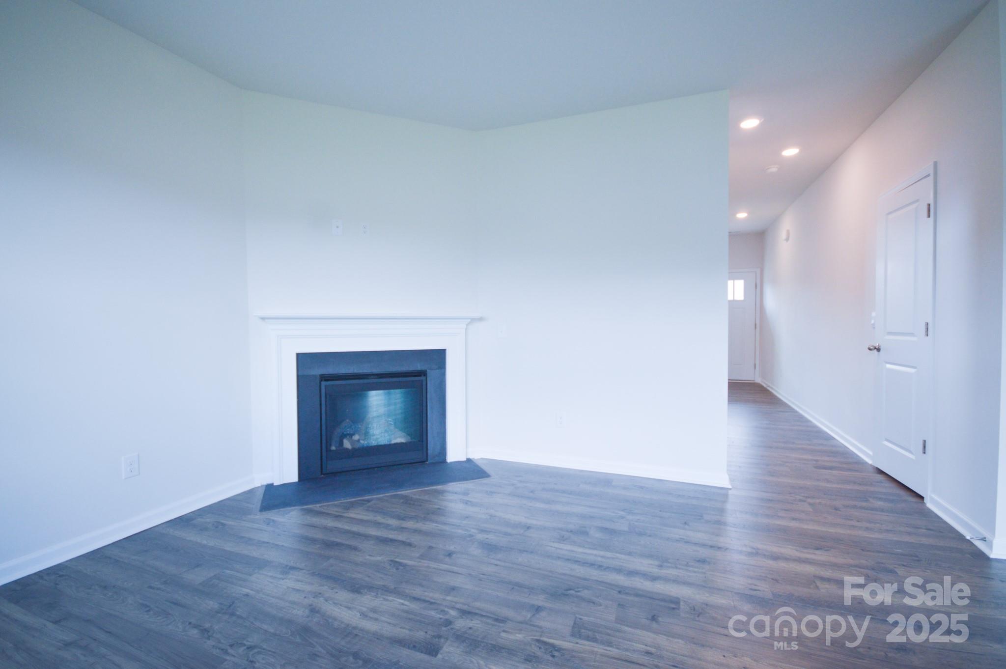 60 Farmwood Trail 30 Property Photo 10