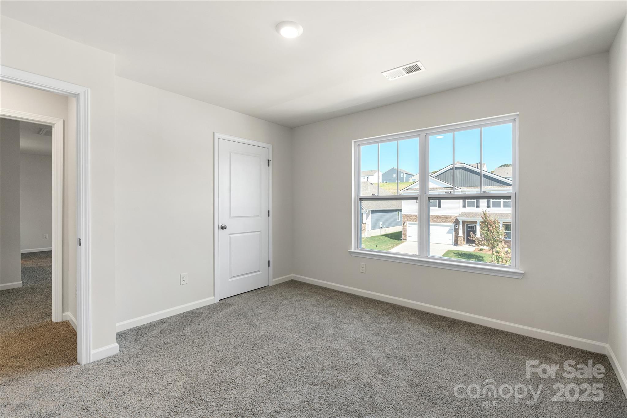60 Farmwood Trail 30 Property Photo 21