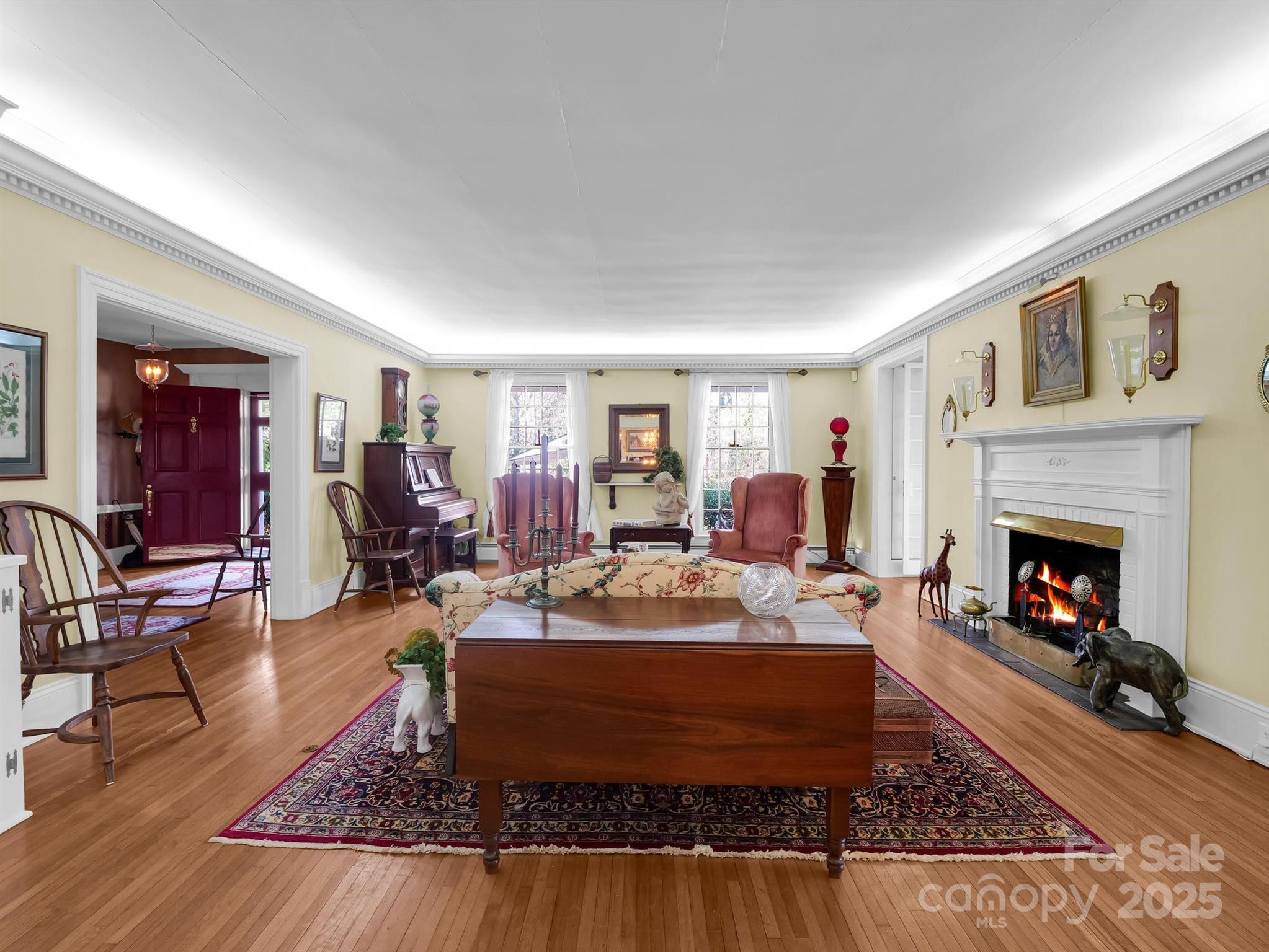 429 S Ridgecrest Avenue Property Photo 7