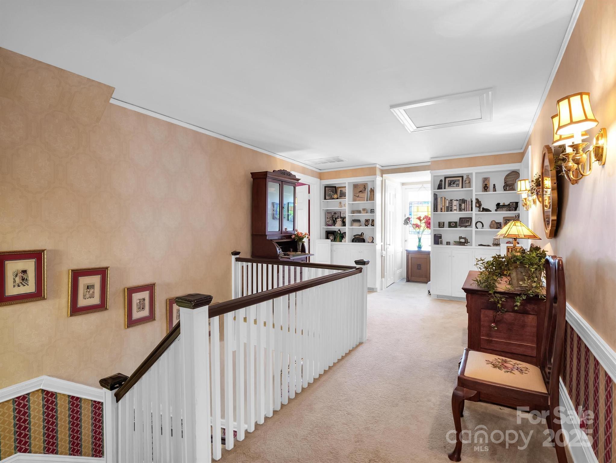 429 S Ridgecrest Avenue Property Photo 28