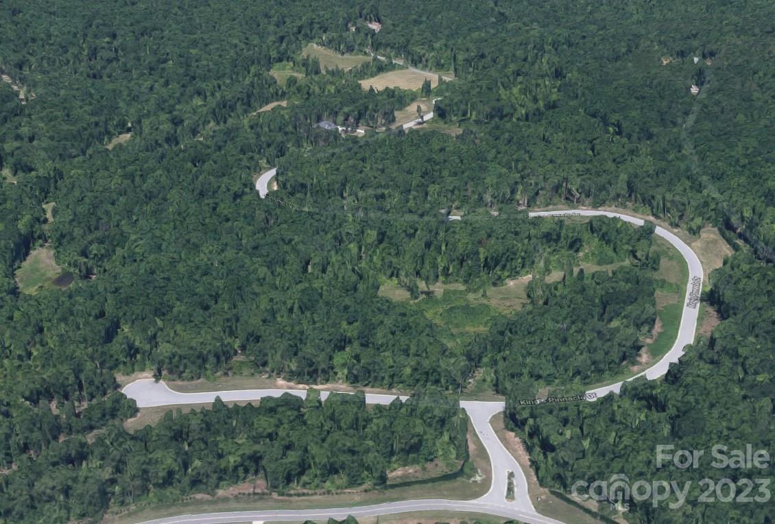 5143 Kings Pinnacle Drive Property Photo 12