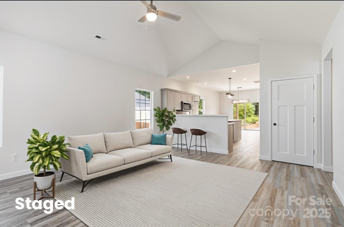 213 Sheffield Drive Property Photo 5