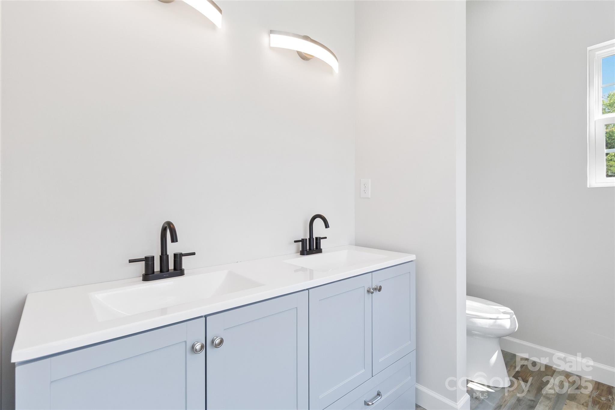 213 Sheffield Drive Property Photo 18