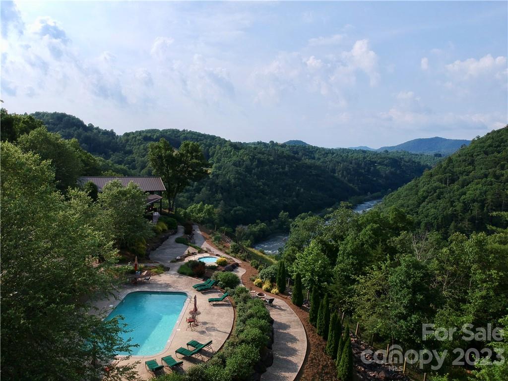 677 White Water Way 30 Property Photo 5