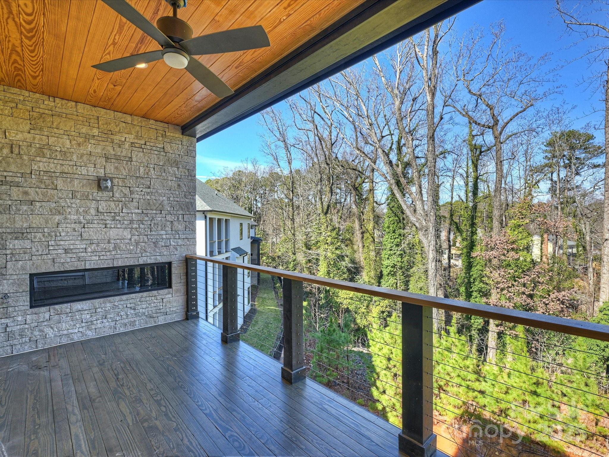 914 Laurel Creek Lane Property Photo 31