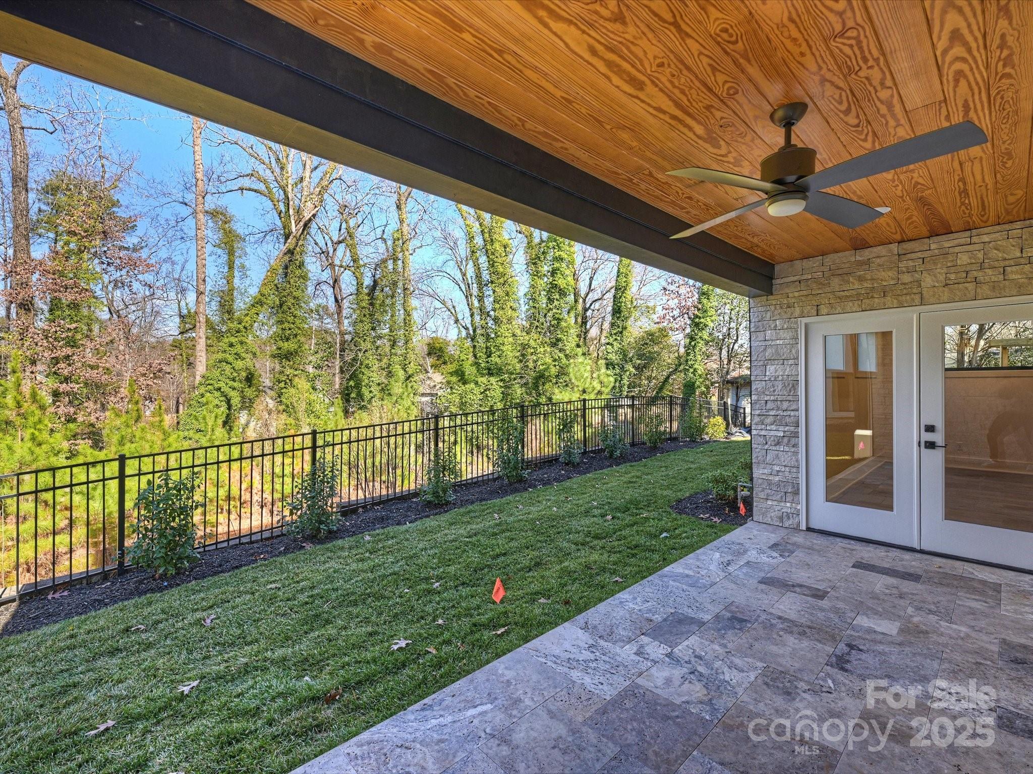 914 Laurel Creek Lane Property Photo 47