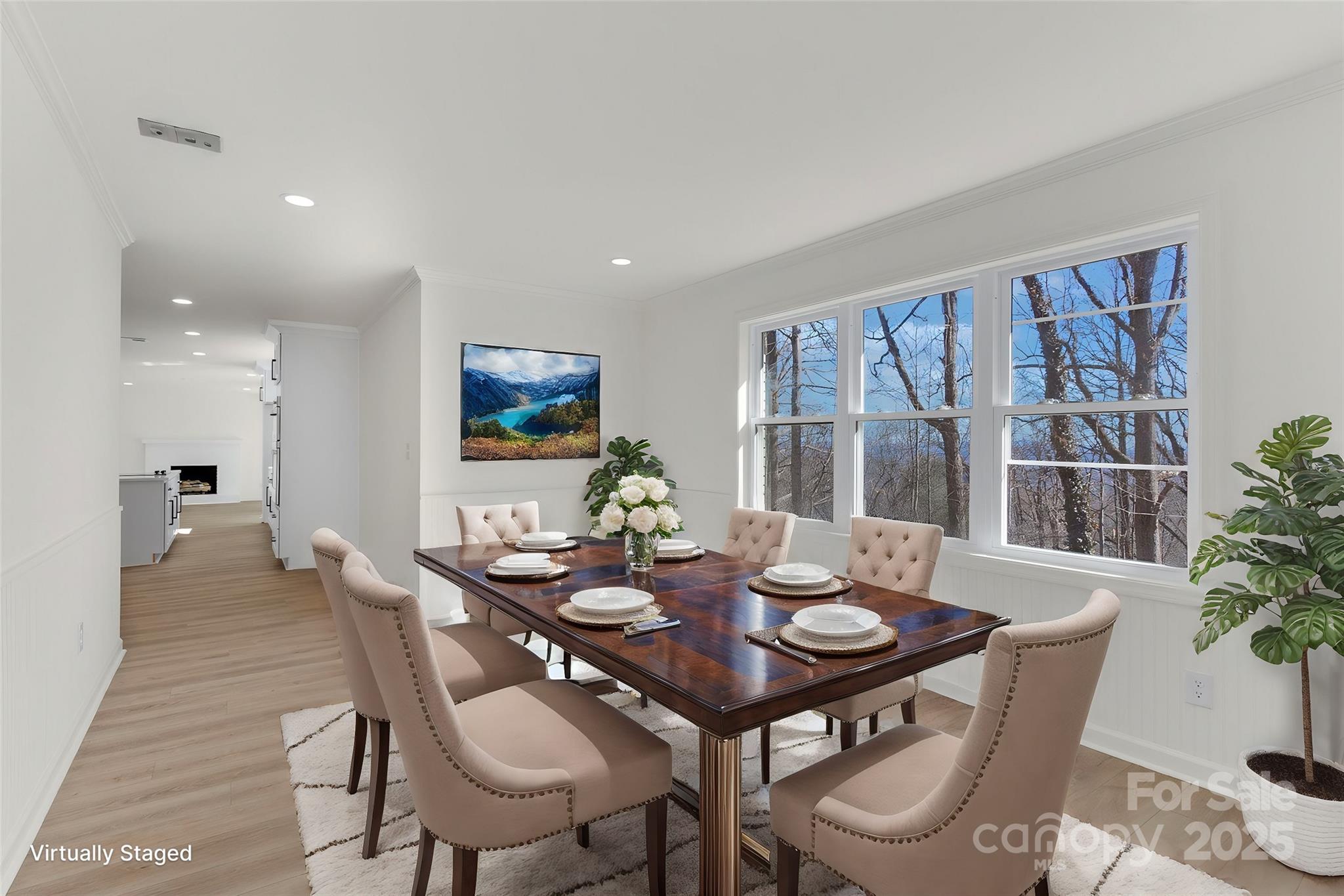 240 Spicewood Lane Property Photo 4