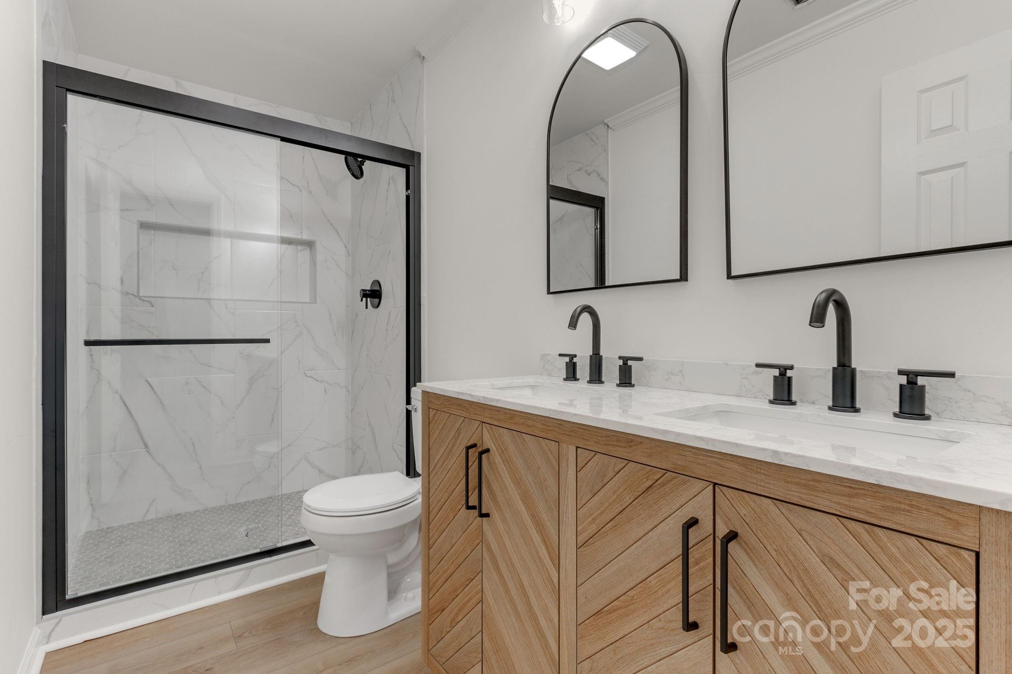 240 Spicewood Lane Property Photo 18