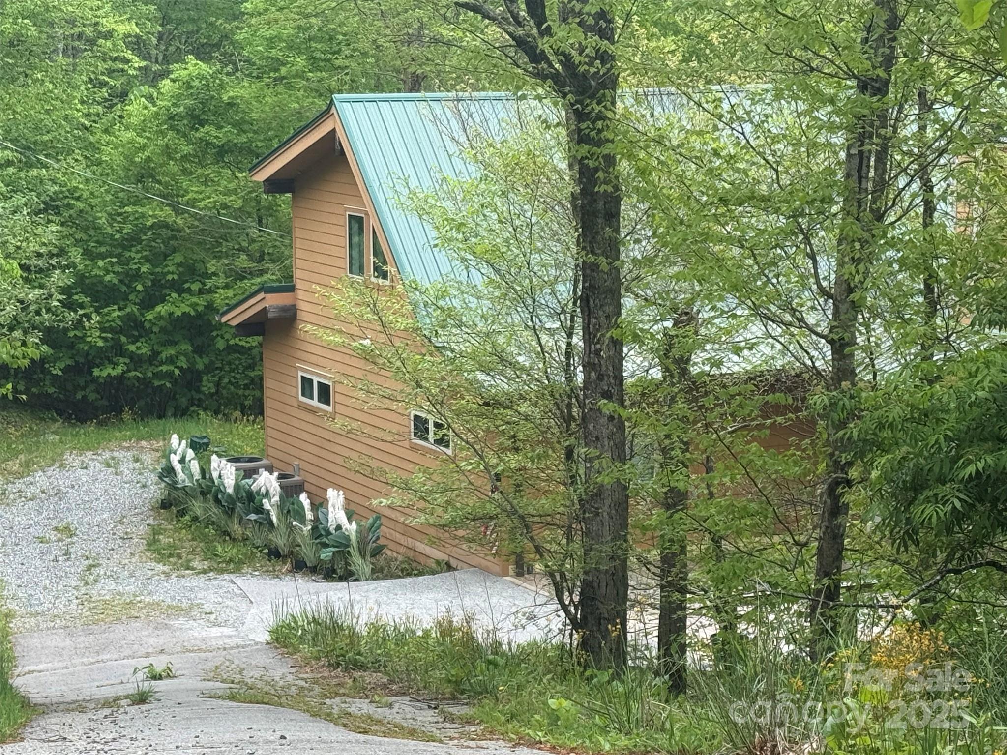 22 Zebulon Lane Property Photo 13