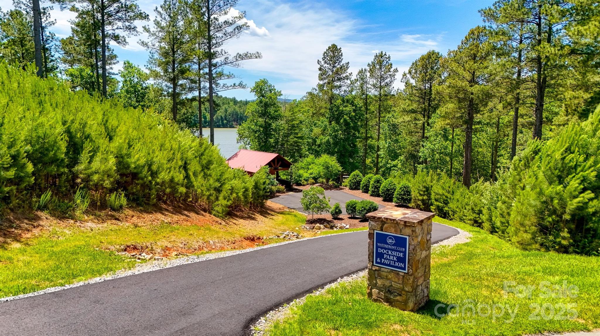 5883 Lake Ridge Court Property Photo 11