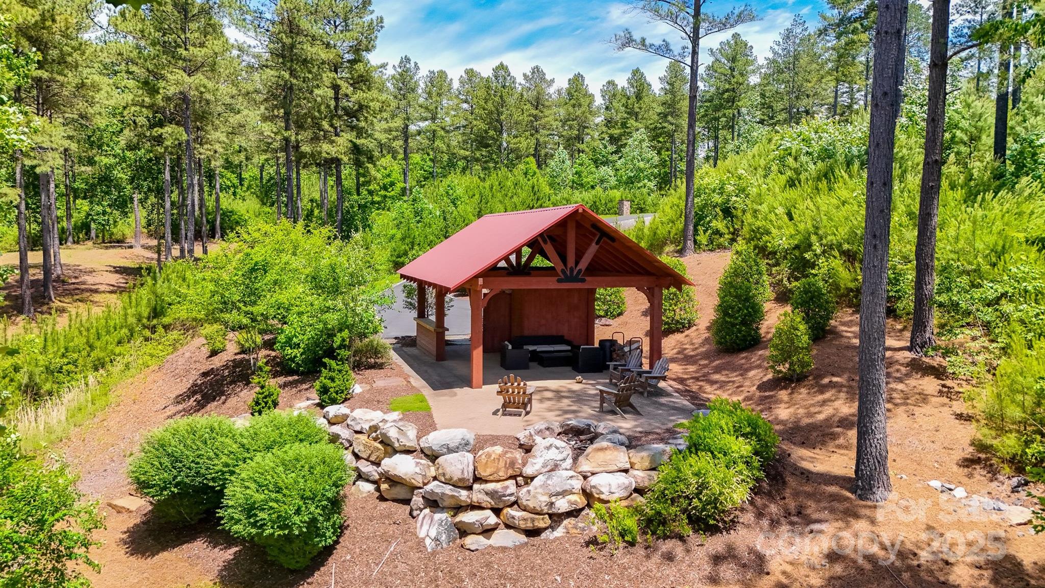 5883 Lake Ridge Court Property Photo 14